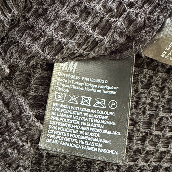 H&M Top - Picture 4 of 4